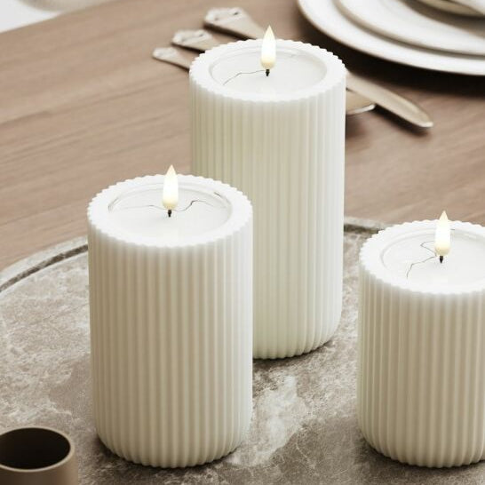 LED-Blockljus vit "randigt" UNIQUE Candles
